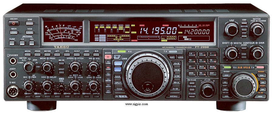 Yaesu FT 2000 HF radio
